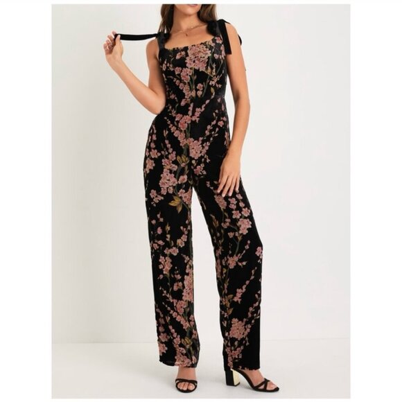 Lulus Pants - Lulus Black Velvet Floral Jumpsuit Moody Hues Edgy Dark Coquette Size Small EUC